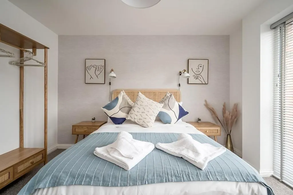 Central Belfast Apartments Chill R&R 0*,