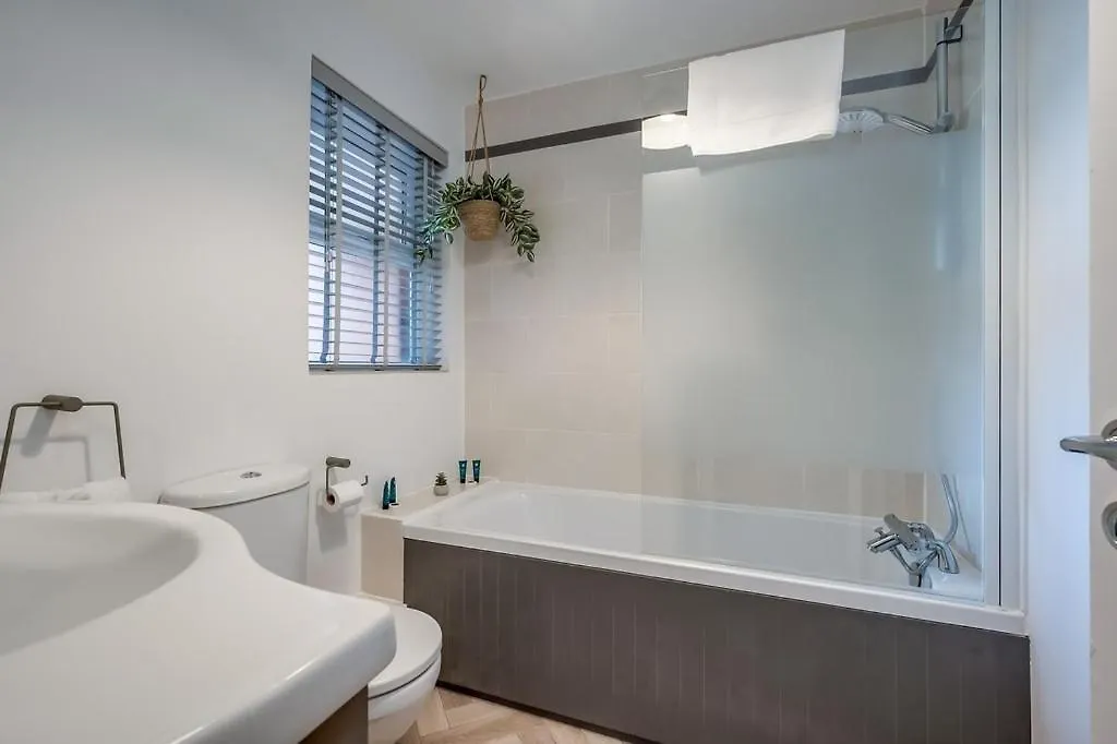 Central Belfast Apartments Chill R&R